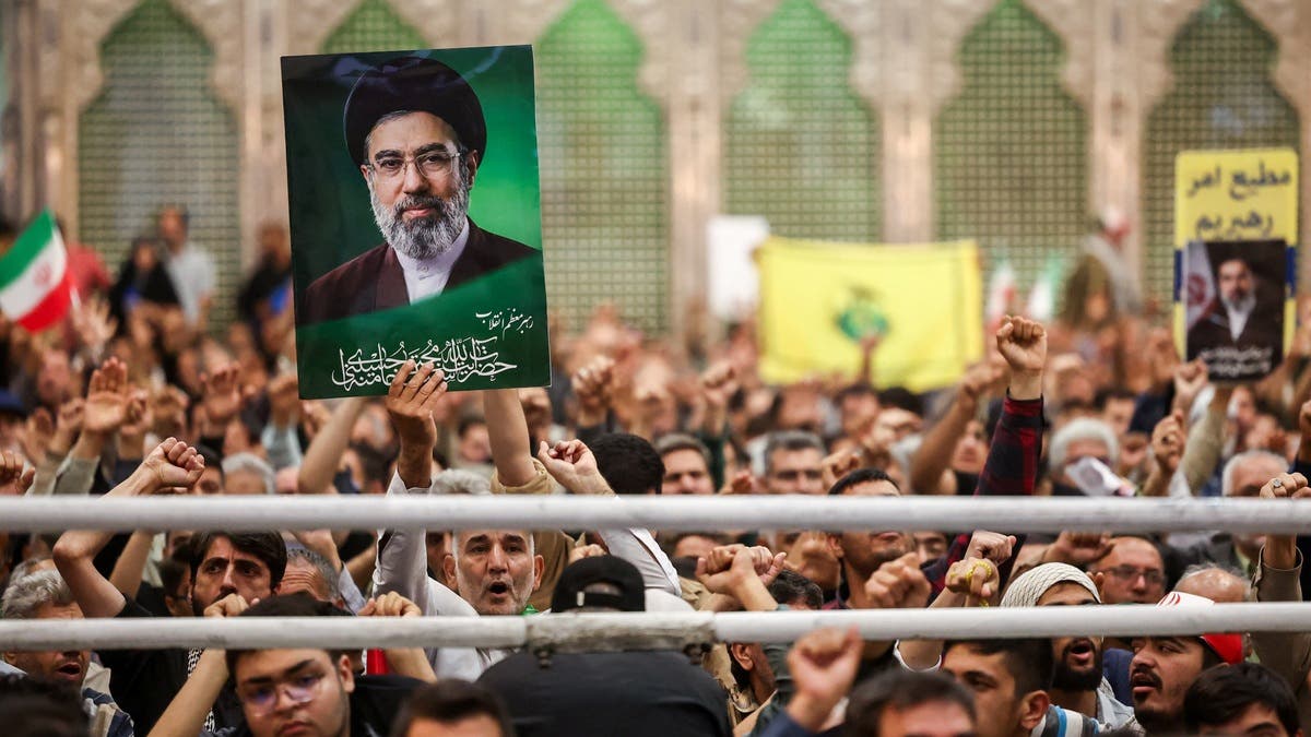 عراقجي يؤكد: نتواصل مع خامنئي وننفذ توجيهاته بدقة