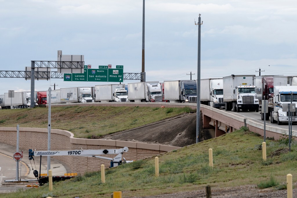 Texas lifts commercial drivers license ban for temporary agricultural workers