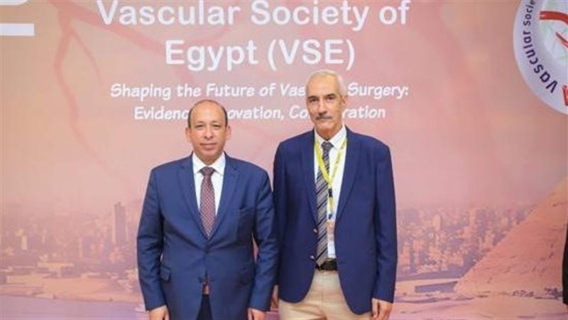 تفاصيل مؤتمر الجمعية المصرية لعلوم وجراحات الأوعية الدموية بمشاركة عميد قصر العيني