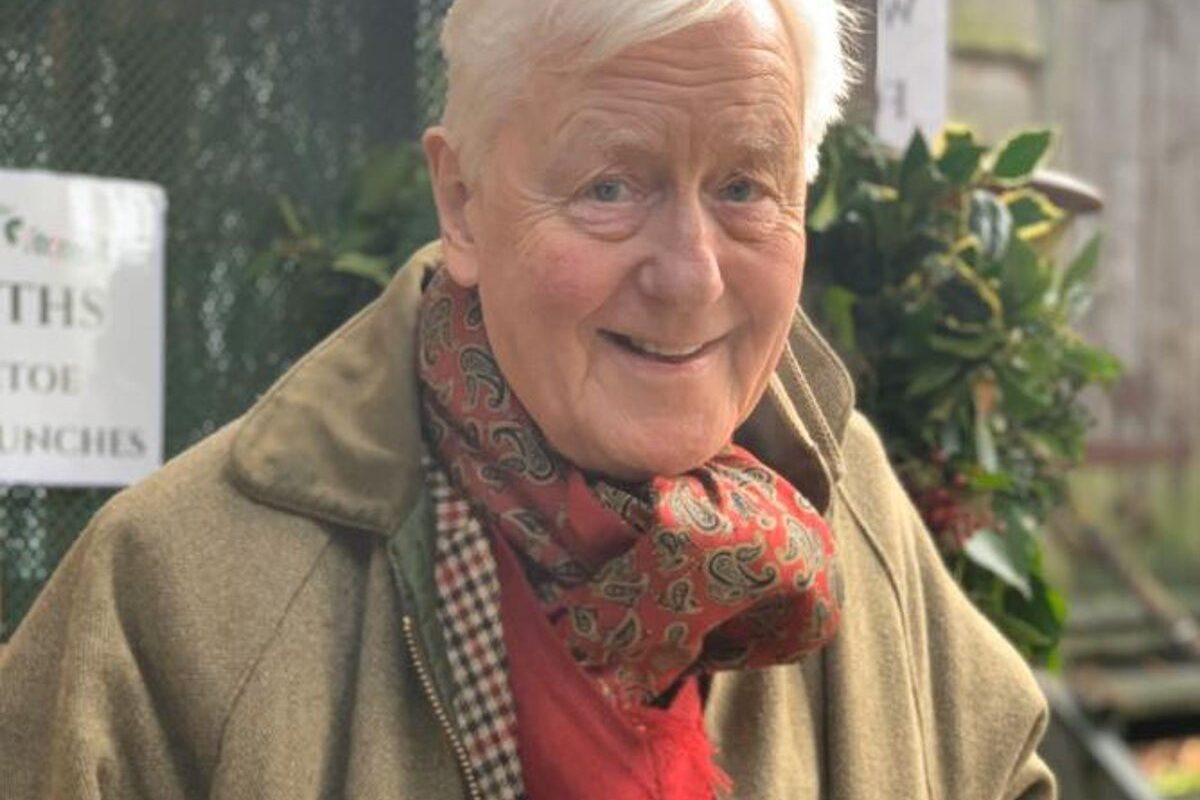 Eccentric TV aristocrat loses High Court battle with ex-wife over £1.2m divorce settlement