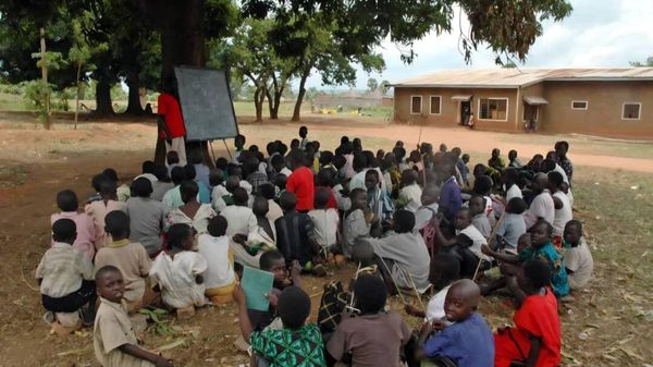 السودان… “حكومة السلام” تعلن استعدادها للتنسيق الدولي لتأمين خروج المدنيين من مدينة الأبيض