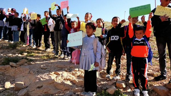 قيادي بـ”منظمة التحرير”: حكومة نتنياهو تستهدف الأطفال والمدنيين لحسم الصراع في الضفة وغزة
