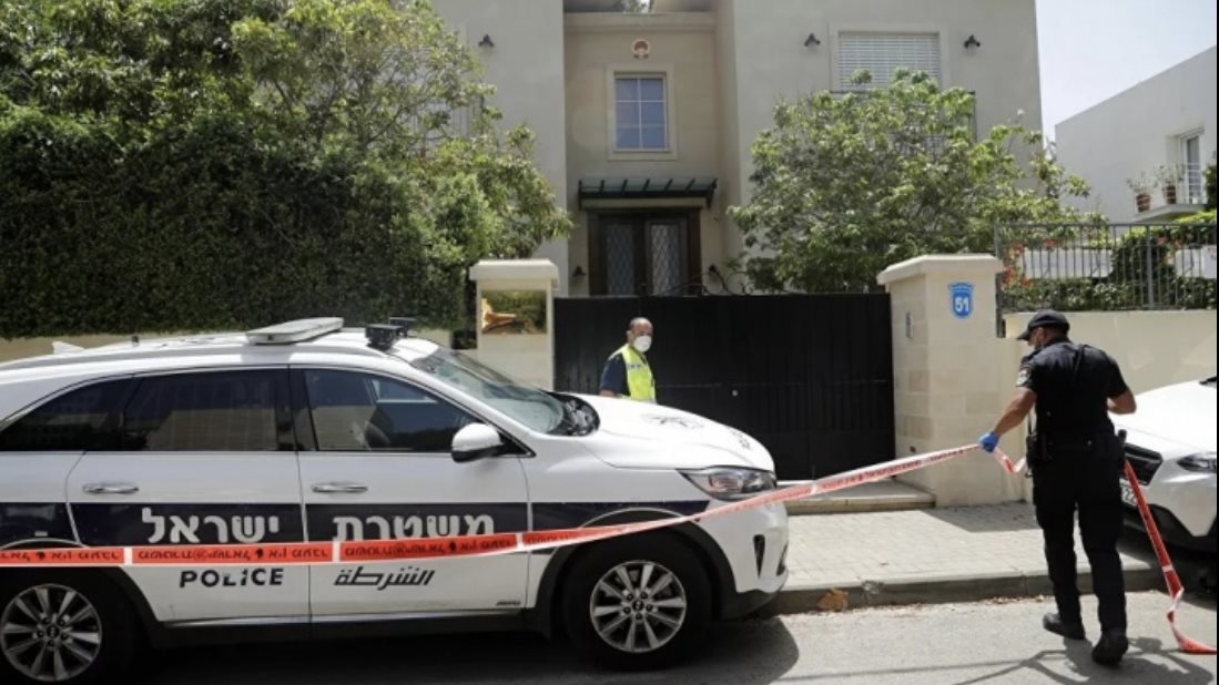 جيش الاحتلال الإسرائيلي يعلن مقــ.ـتل منفذي الهجوم المسلح في منطقة كوخاف يائير