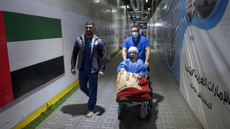 المستشفى الإماراتي بالعريش يجري 4 عمليات جراحية نوعية لمرضى من غزة