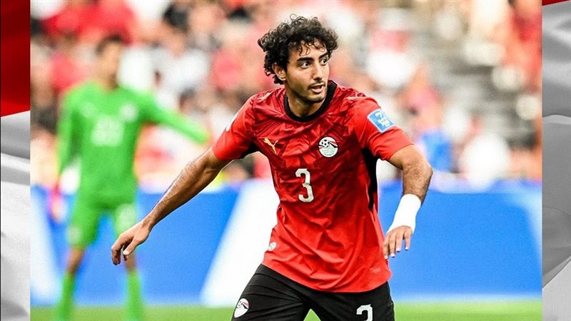 حساب الأهلي يحتفي بتألق لاعبي الفريق مع منتخب مصر