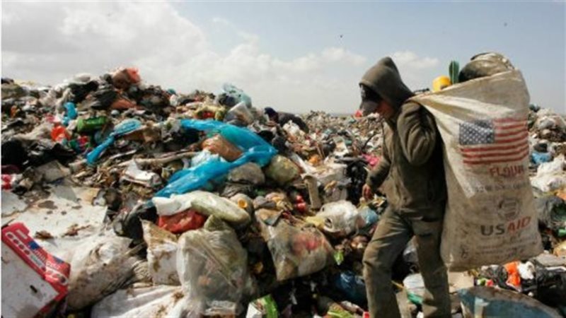إمبراطورية النباشين.. مليون عامل يفرزون القمامة وهذه خريطة تمركزهم بالقاهرة الكبرى.. كيلو “الكانز” بـ 130.. واستثمارات بـ150 مليون جنيه يوميًا