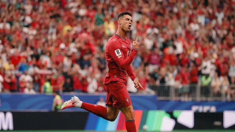كأس العالم، رونالدو يقود البرتغال للتقدم على أوزبكستان 3-0 في الشوط الأول (فيديو)