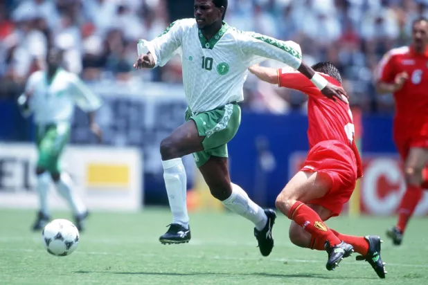 مونديال 1994: قتل لاعب بسبب هدف عكسي ومنشطات مارادونا… وتسجيل أسطوري لسعيد العويران