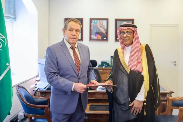 وزير الخارجية السعودي يتلقى رسالة خطِّية من نظيره الروسي