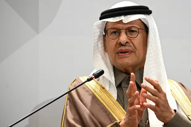وزير الطاقة السعودي يؤكد حاجة العالم إلى استقرار قطاع الطاقة