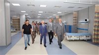 رئيس جامعة المنيا يتفقد المستشفى الثلاثي الجامعي ووحدة الرعاية الأولية لطب الأسرة