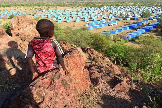 أزمة اللجوء السودانية… وطنان في قلب طفل واحد