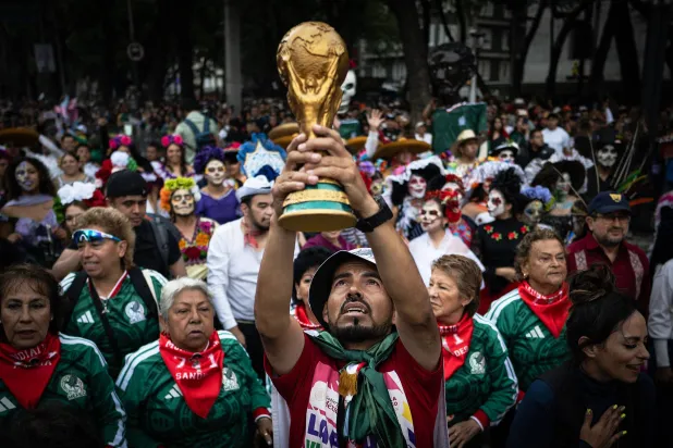 المكسيك تعلق الدراسة وتنتقل للعمل من بُعد في افتتاح كأس العالم