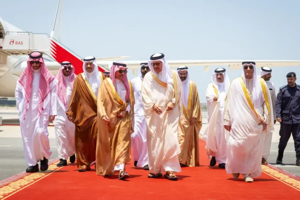 وزير الخارجية السعودي يصل إلى البحرين للمشاركة في «الاجتماع الوزاري الخليجي»