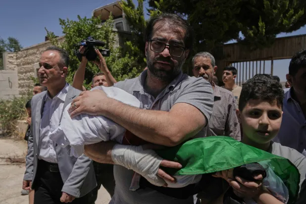 منظمة حقوقية تدحض رواية الجيش الإسرائيلي عن مقتل رضيع فلسطيني