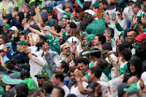 مشجع يتعرض لأزمة قلبية قبل افتتاح كأس العالم 2026 في مكسيكو سيتي