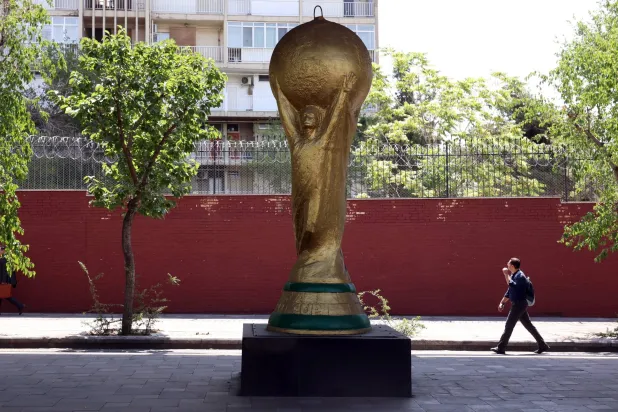 «فيفا»: أكثر من مليون مشجع حضروا أول 16 مباراة في كأس العالم