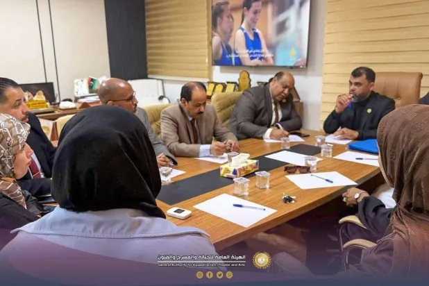 قيود وملاحقة صانعي المحتوى تشعل سجالاً حقوقياً في ليبيا
