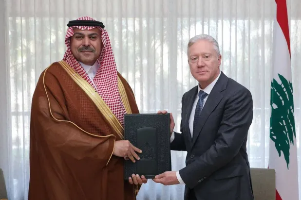 السفير السعودي الجديد يسلّم أوراق اعتماده لوزير الخارجية اللبنانية