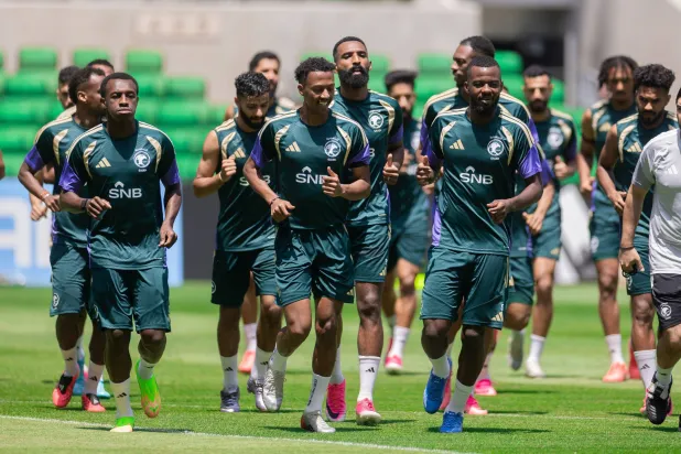الأخضر يستعد لإسبانيا بـ«الاستحواذ»… والصانبي «مصاب»