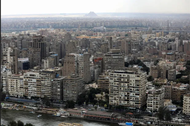 «البترول» المصرية تنفي إبرام عقود إنشاء مناجم للذهب شمال السودان
