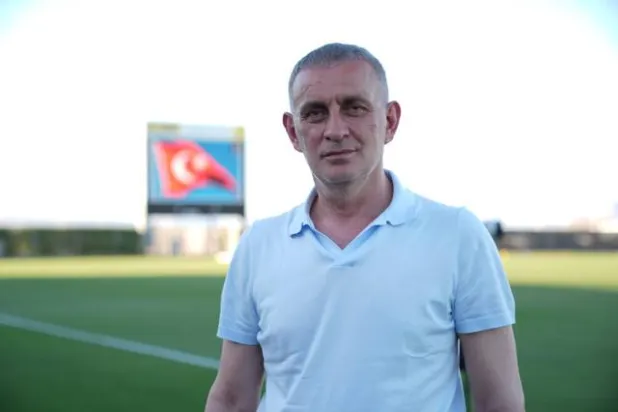 رئيس الاتحاد التركي يجدد الثقة بمونتيلا رغم الخروج المبكر من كأس العالم