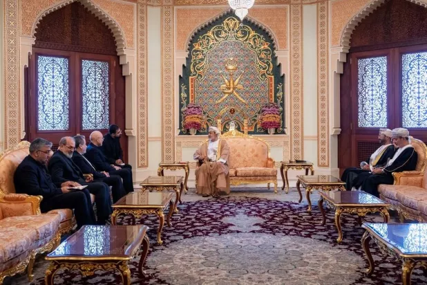 عُمان تؤكد الحفاظ على مرور آمن في «هرمز» «خالٍ من الرسوم»