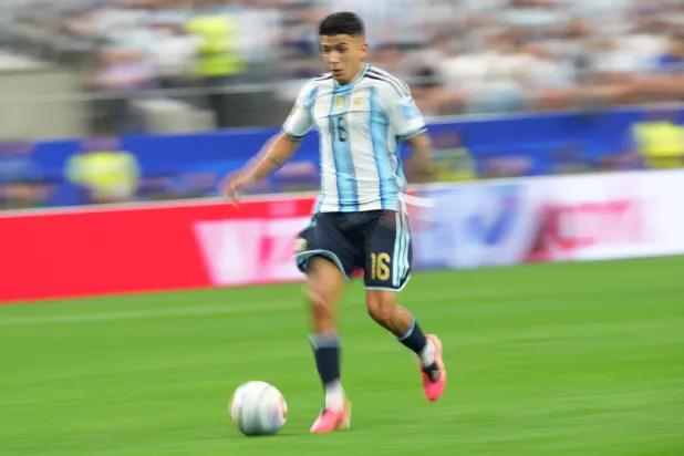 الأهلي يغازل «بطل العالم»… وألمادا يؤجل القرار