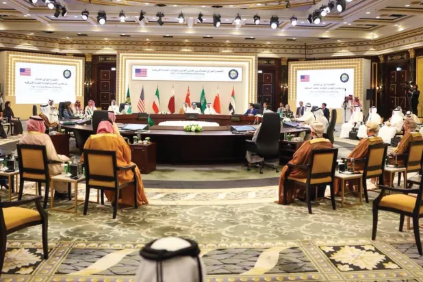 واشنطن تتعهد لدول الخليج: «هرمز بلا رسوم» و«أمن الحلفاء»