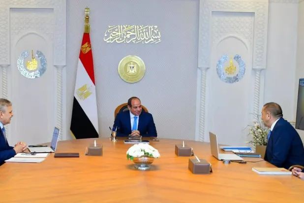 مصر تُراجع معدلات الملاحة في قناة السويس مع عودة الاضطرابات