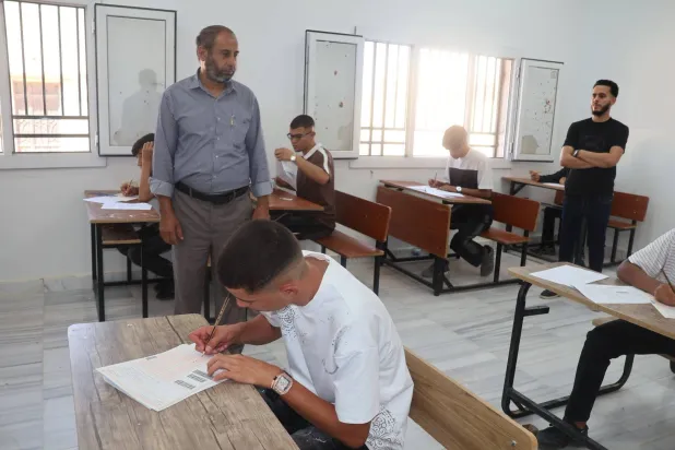 انطلاق «ماراثون الثانوية العامة» في ليبيا بـ«ورقة موحدة» رغم الانقسام