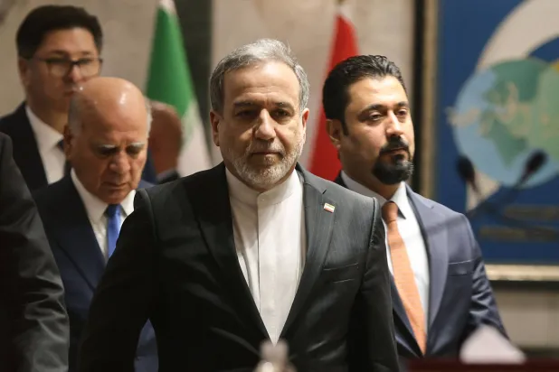 بغداد تدعو طهران إلى اعتماد الحوار لتعزيز استقرار المنطقة