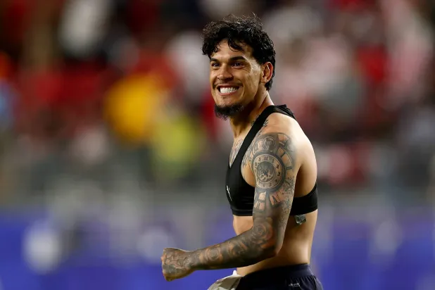غوميز: أعدنا باراغواي للساحة العالمية