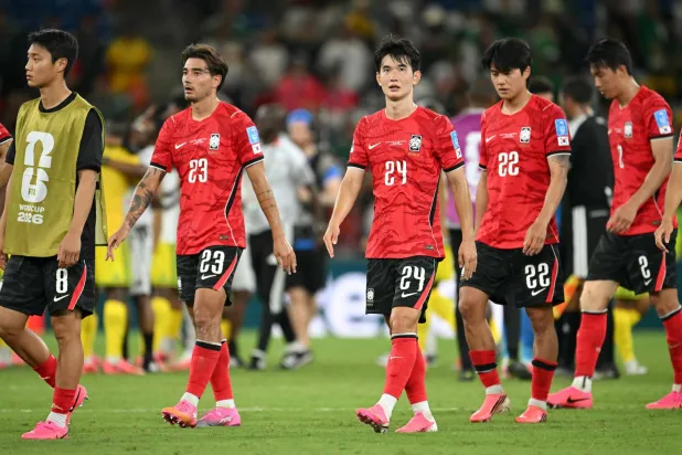 160 شرطياً كورياً جنوبياً في المطار لحماية المنتخب الوطني من الجماهير الغاضبة