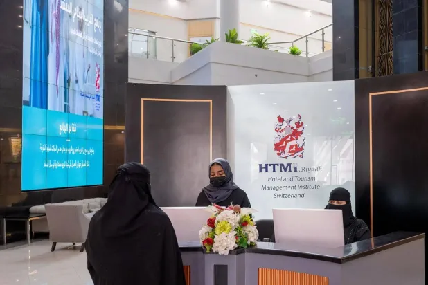 بطالة السعوديات تسجل أدنى مستوى تاريخي عند 9 % في الربع الأول