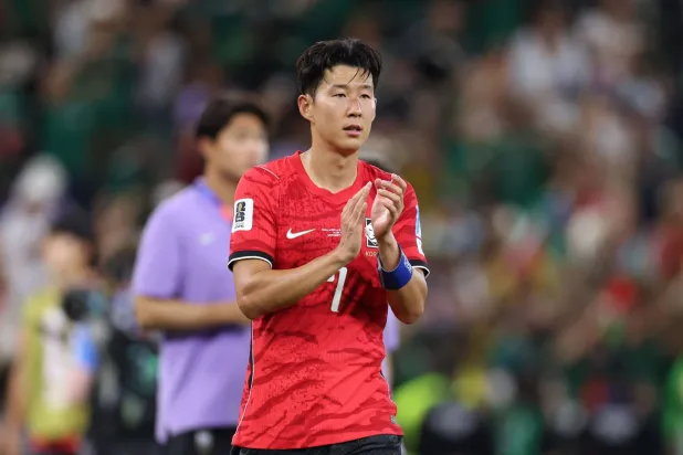 سون: أشعر بألم لا يوصف بعد خروج كوريا من المونديال