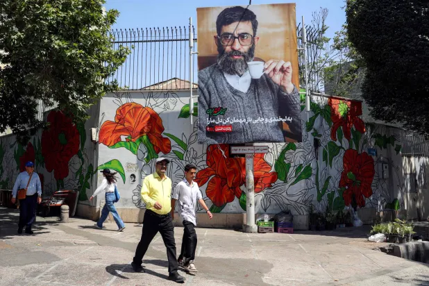 طهران تحشد لتشييع خامنئي وسط ترقب ظهور خليفته