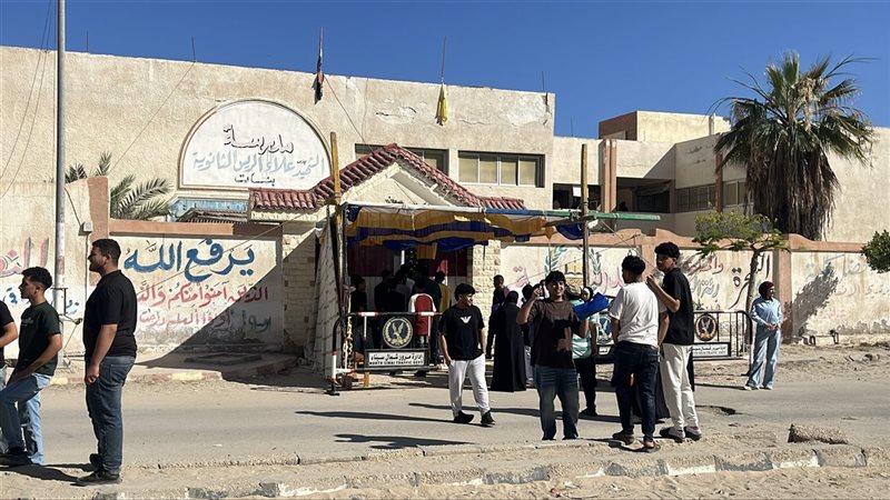 6059 طالبًا يؤدون امتحانات المواد غير المضافة للمجموع بشمال سيناء (فيديو)