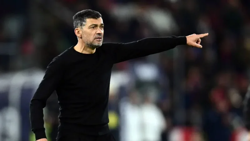 الاتحاد السعودي يقيل مدربه البرتغالي كونسيساو