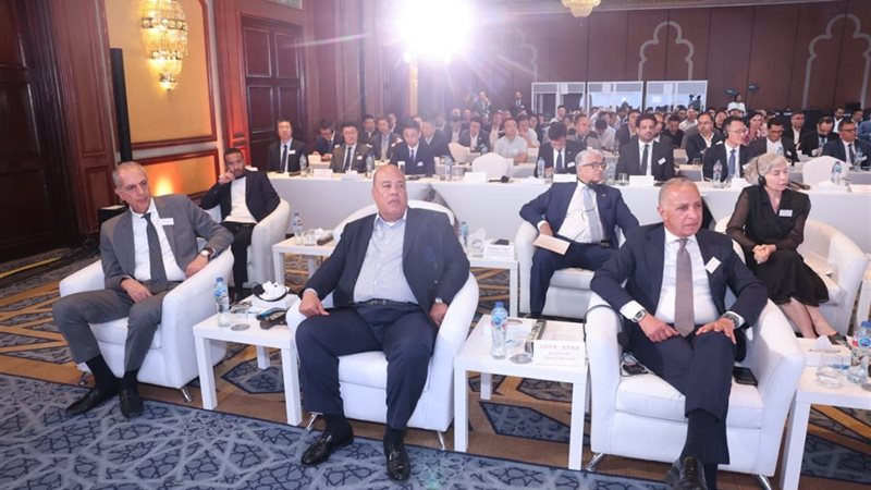 العشري: نتائج منتدى التعاون المصري الصيني تمهد لانطلاقة جديدة في العلاقات التجارية والاستثمارية