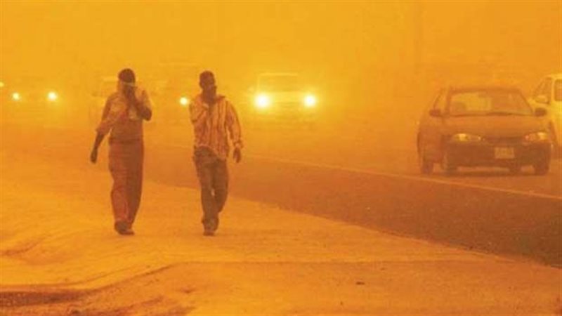 وداع مترب للربيع.. رياح محملة بالأتربة على البحر الأحمر.. وحرارة مرتفعة نهارًا وأمطار خفيفة بالشمال
