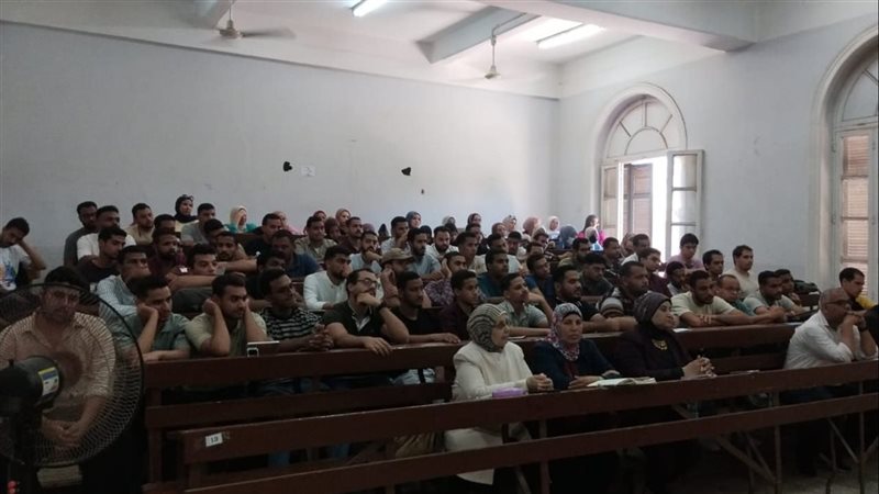 محافظة قنا والجامعة تعززان الشراكة لدعم المشروعات الخضراء الذكية (صور)
