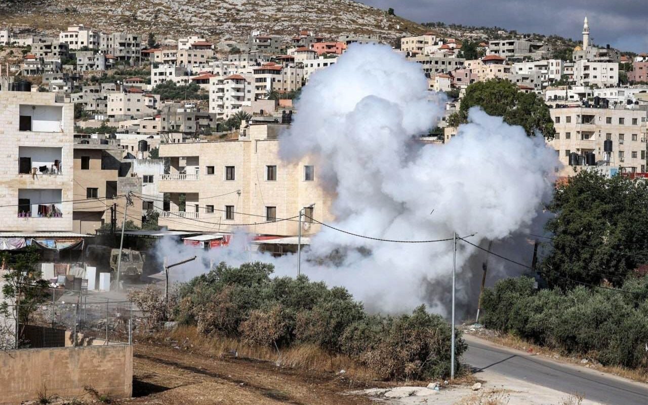 إصابة ضابط وجندي من الاحتلال بانفجار عبوة ناسفة قرب جنين