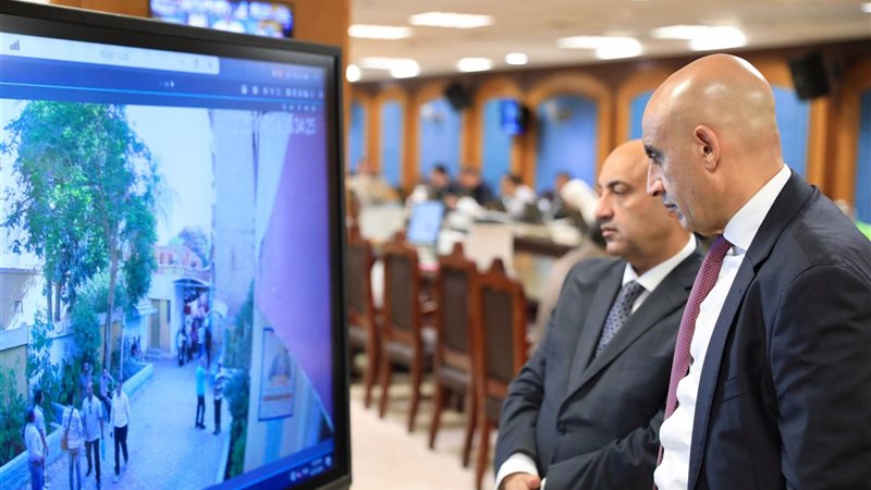 بكاميرا المراقبة، وزير التعليم: الالتزام بأعلى درجات الانضباط والدقة في تنفيذ التعليمات المنظمة للامتحانات