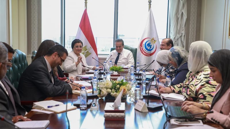 عبد الغفار يبحث مع ممثلة اليونيسيف تعزيز التعاون في صحة الطفل