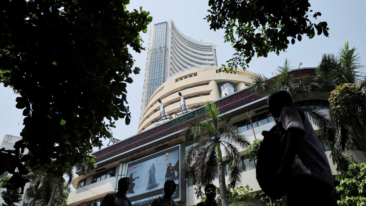 Stock markets decline in early trade as U.S.–Iran talks face repeated setbacks
