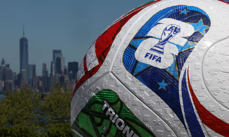 الفيفا يناقش سبل مكافحة خطاب الكراهية في كرة القدم على هامش كأس العالم 2026