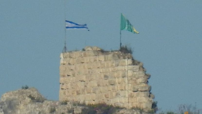 Israeli army captures strategic castle in Lebanon in deepest incursion into country in 26 years