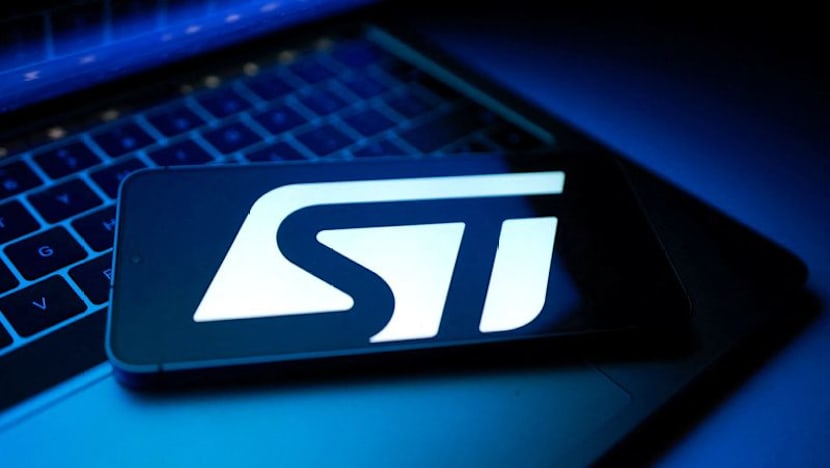 STMicroelectronics raises data centre revenue target on AI demand