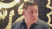 انهيار حمو بيكا في عزاء والده.. صور